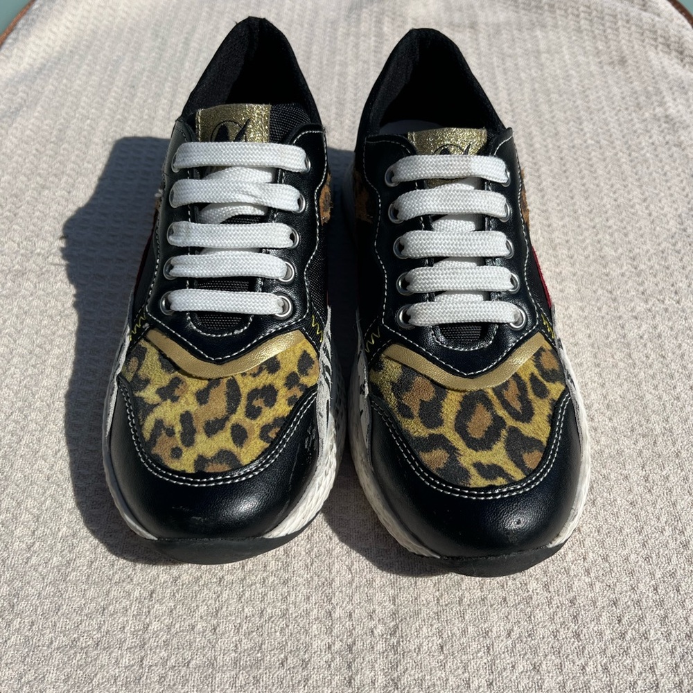 Naturino Black and Leopard Print Kids Sneakers, Size 2 (US) / 33 (EU) 🐆👟